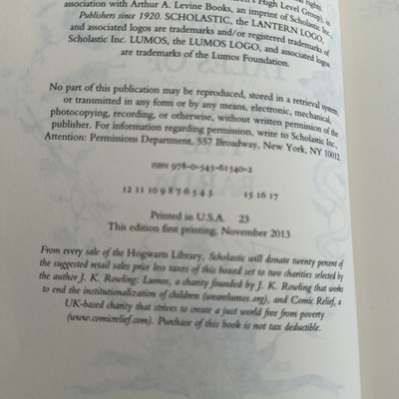 Hogwarts Library Boxed Set - Picture 16 of 16